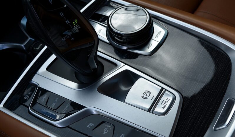2017 BMW 740I M SPORT full