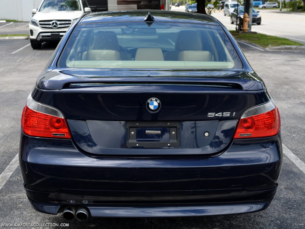 2004 BMW 545IA SPORT