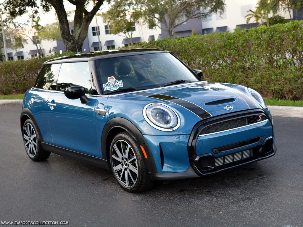 2023 MINI COOPER S ICONIC