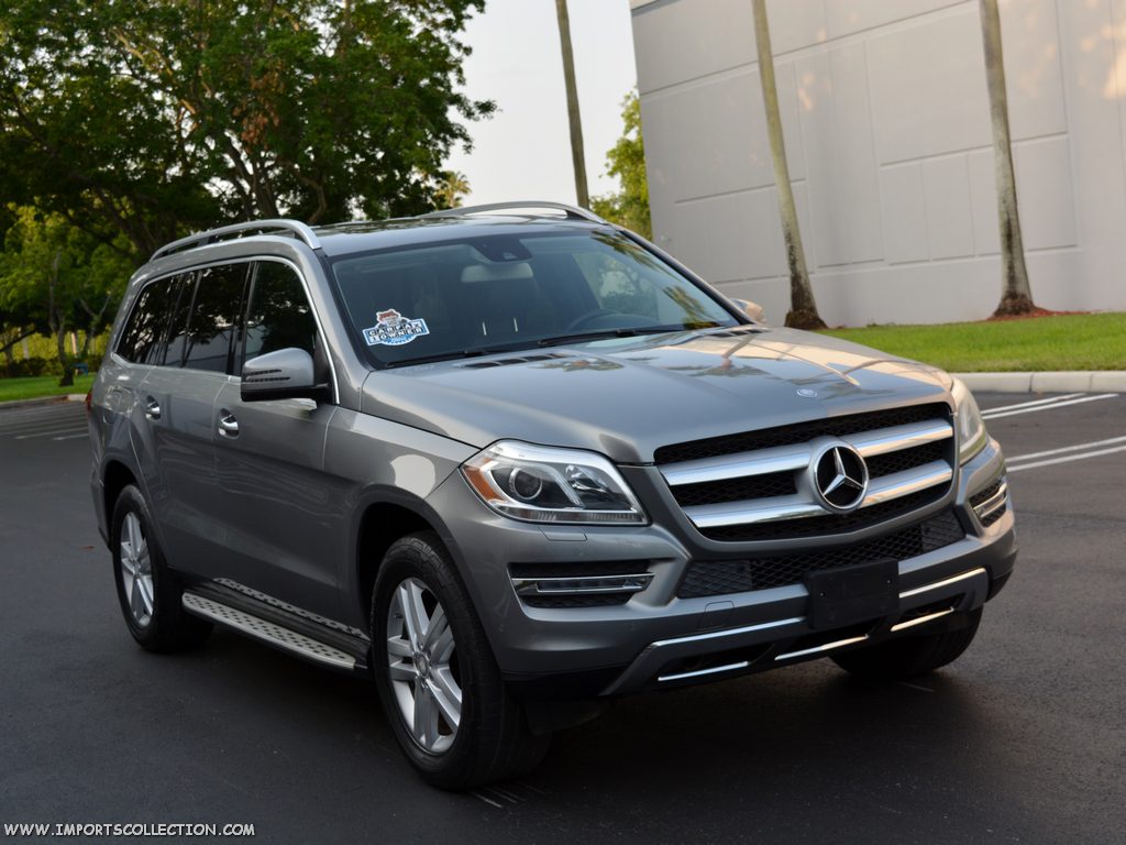 2015 MERCEDES GL350 BLUETEC REAR ENTERTAINMENT